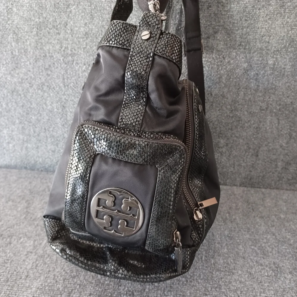 Tory Burch Diaper Bag Shoulder Strap Crossbody Color Black With Changing Pad
